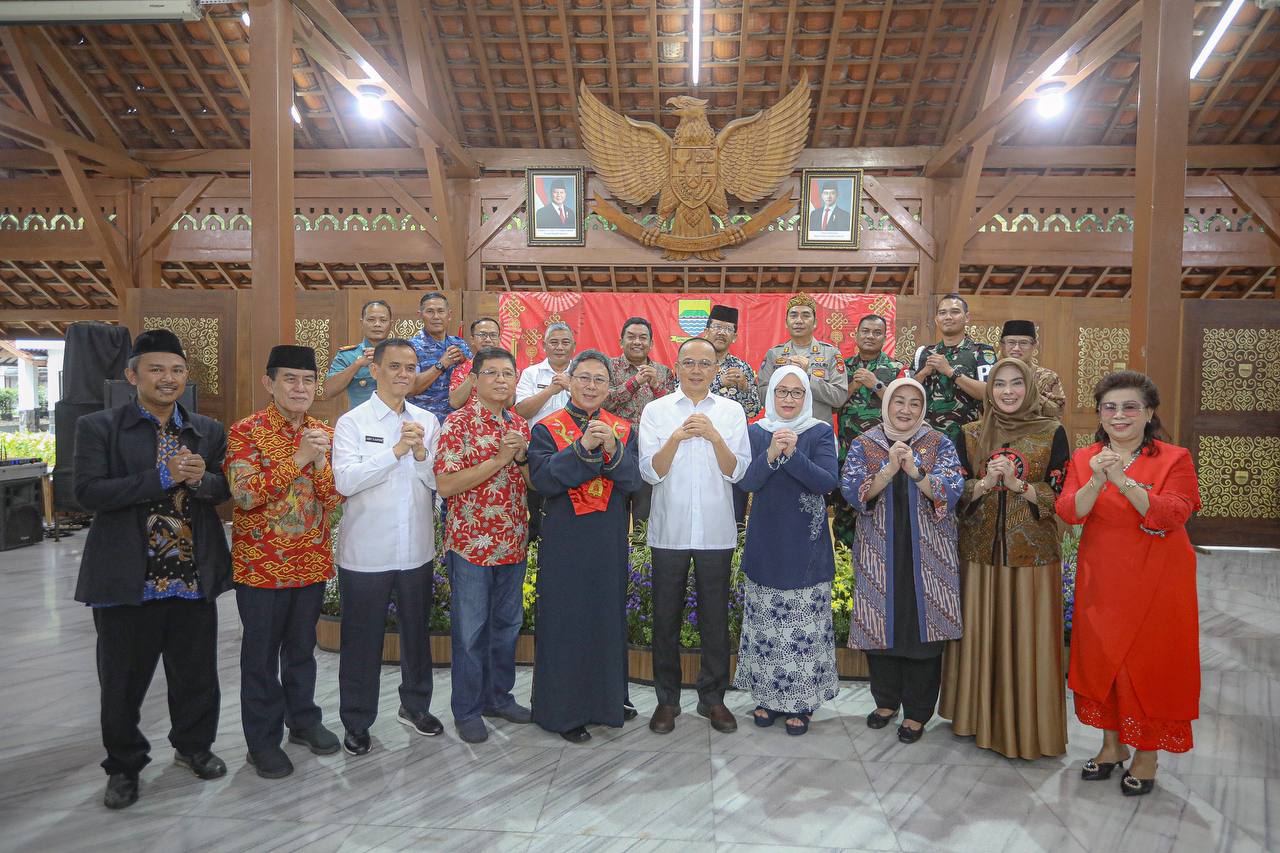 ebe93f0f-110c-4c14-9cc4-a51e624776f2