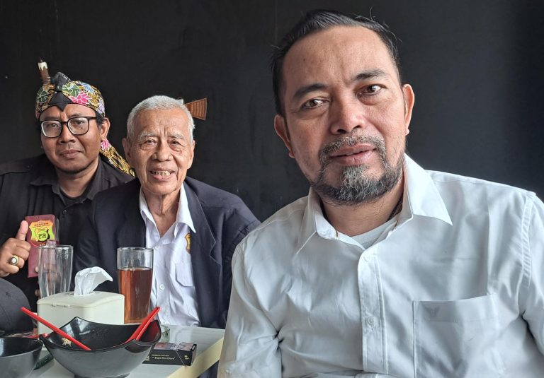 1def863b-2c83-4544-8d83-421d5a8b86f4