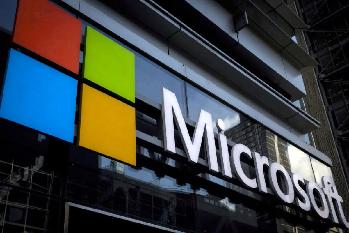 2023-01-10T134423Z_1373974074_RC2ONY9P2IUO_RTRMADP_3_MICROSOFT-OPENAI-FUNDING.jpg