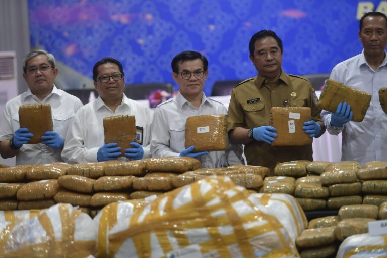 4491Kemenpora-RI-Bersinergi-Dengan-BNN-Cegah-Penyalahgunaan-Narkoba-di-Kalangan-Pemuda
