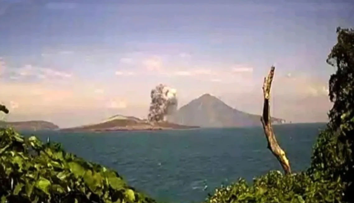 krakatau.jpg