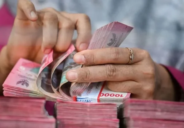 Nilai-tukar-rupiah-melemah-270726-RIV-5.jpg